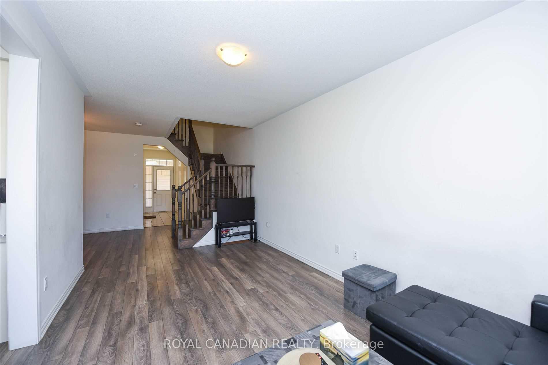 Photo 11 of 67 Phyllis Drive, Caledon, Rural Caledon — HOMEH