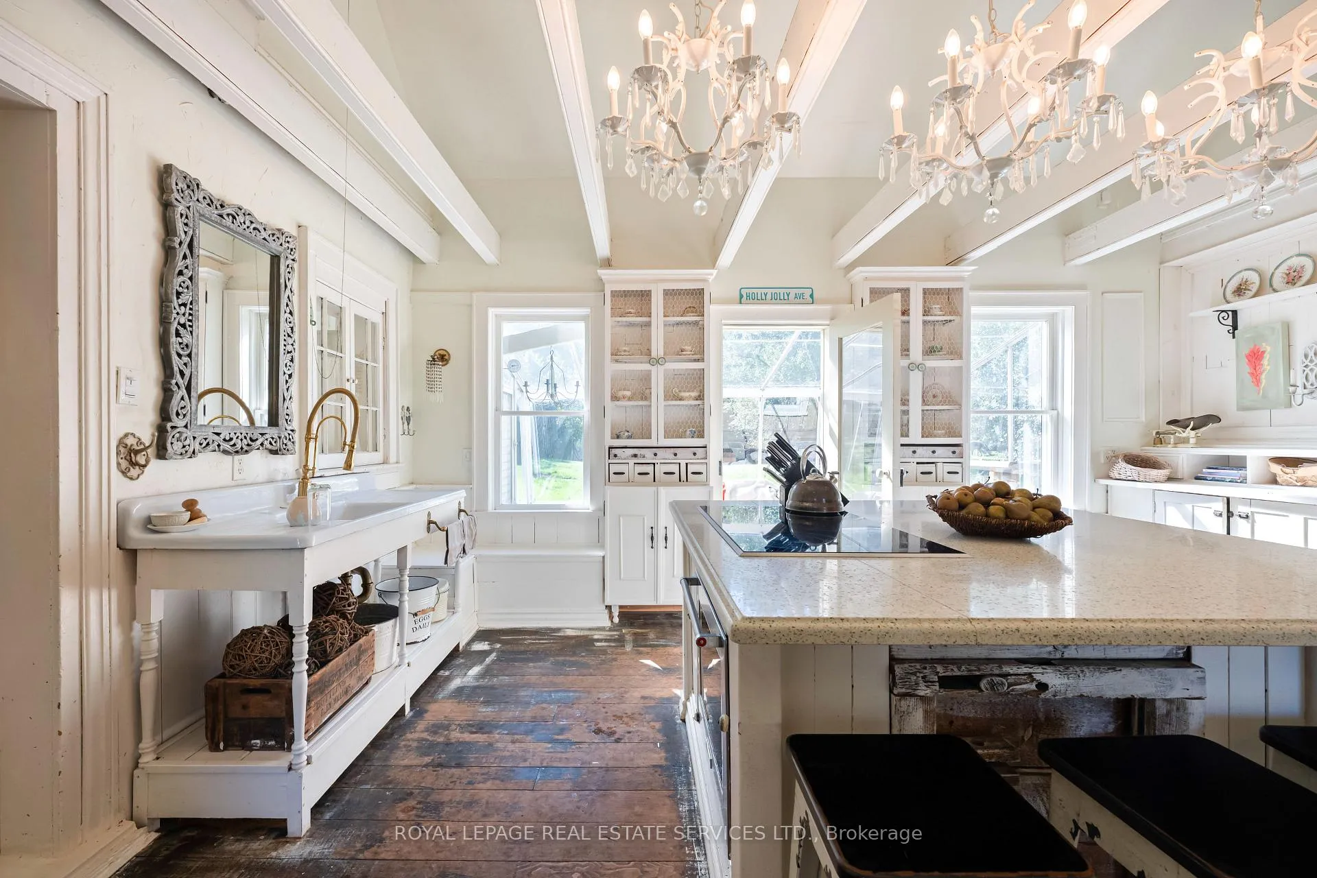 Photo 9 of 2414 Concession 3 Road, Caledon, Palgrave — HOMEH