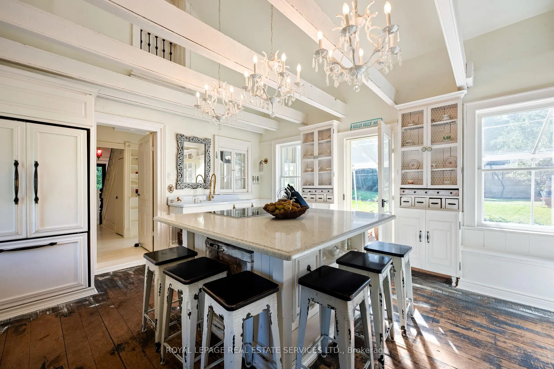 Photo 10 of 2414 Concession 3 Road, Caledon, Palgrave — HOMEH