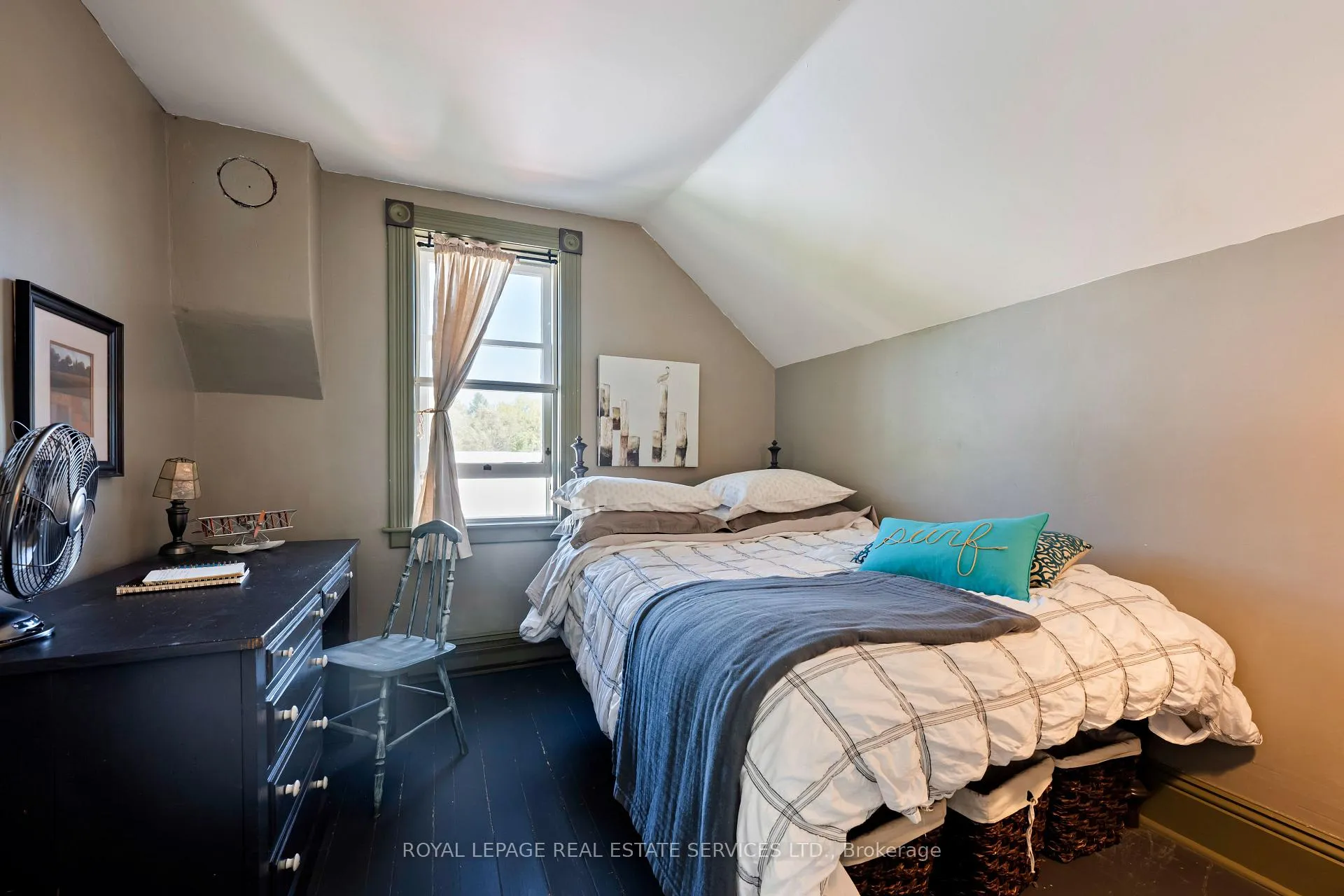 Photo 23 of 2414 Concession 3 Road, Caledon, Palgrave — HOMEH