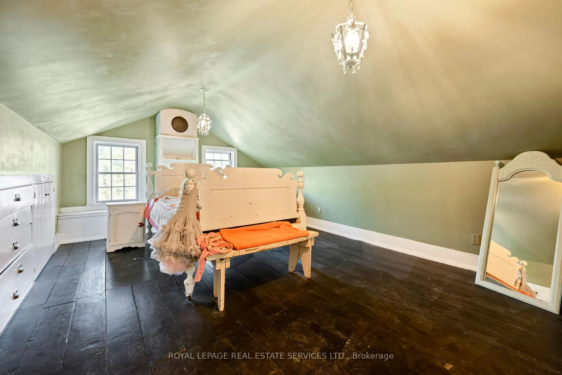 Photo 27 of 2414 Concession 3 Road, Caledon, Palgrave — HOMEH