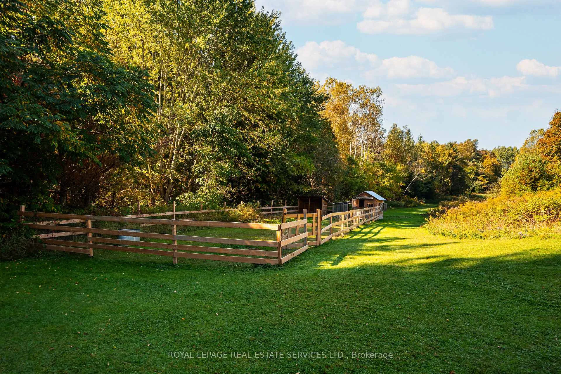 Photo 37 of 2414 Concession 3 Road, Caledon, Palgrave — HOMEH