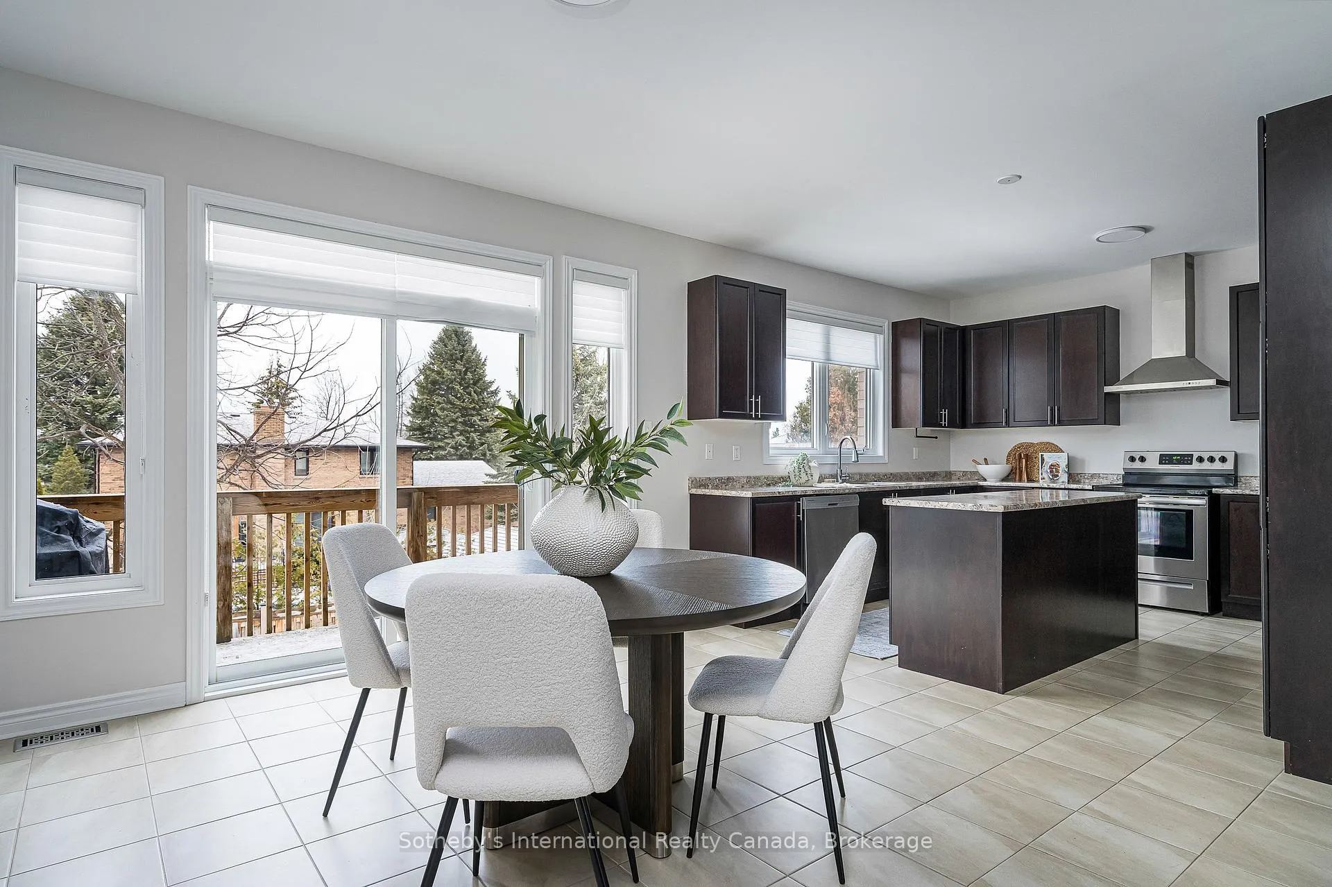 Photo 6 of 45 Mclean Avenue, Collingwood — HOMEH