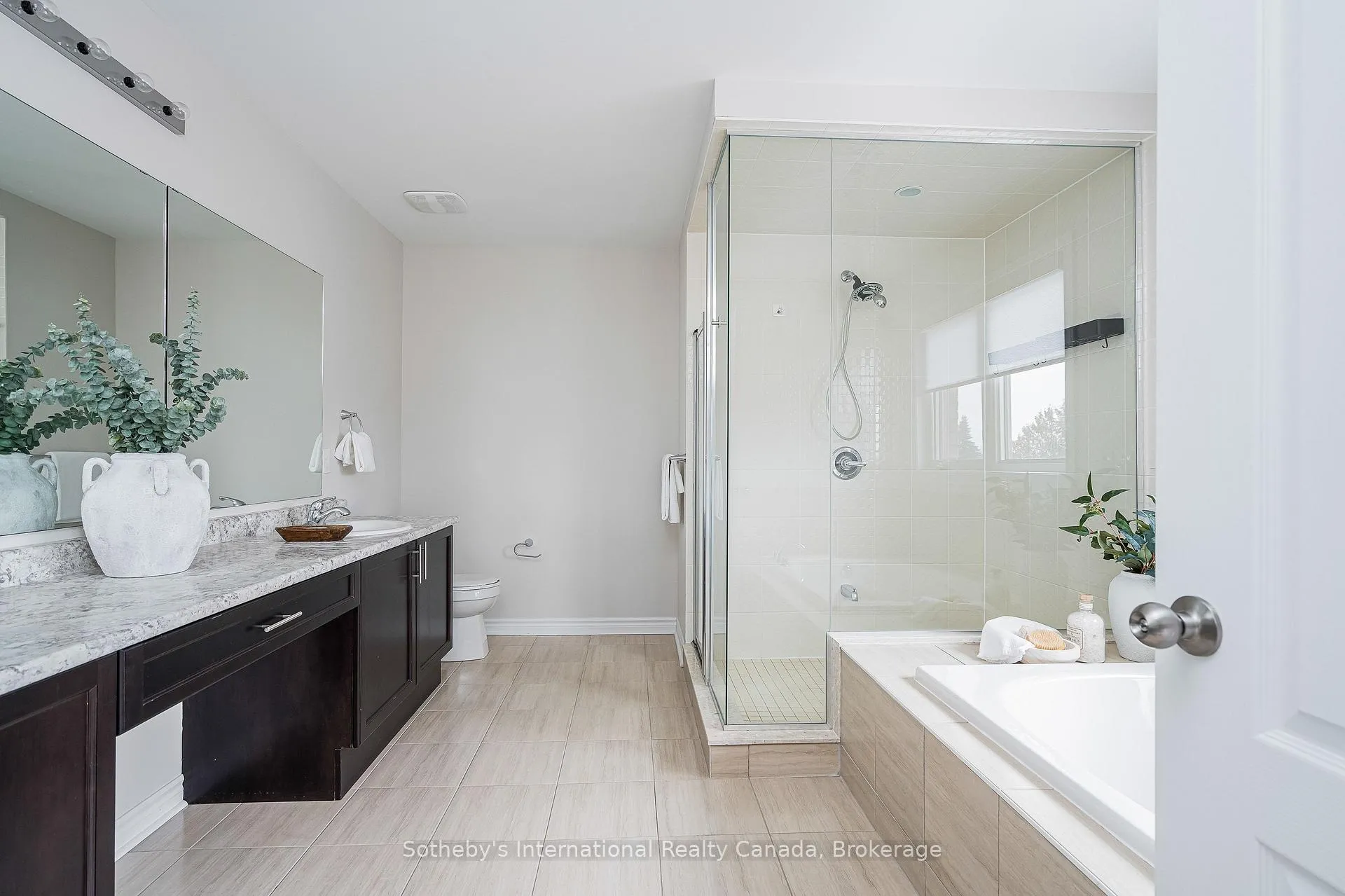 Photo 27 of 45 Mclean Avenue, Collingwood — HOMEH