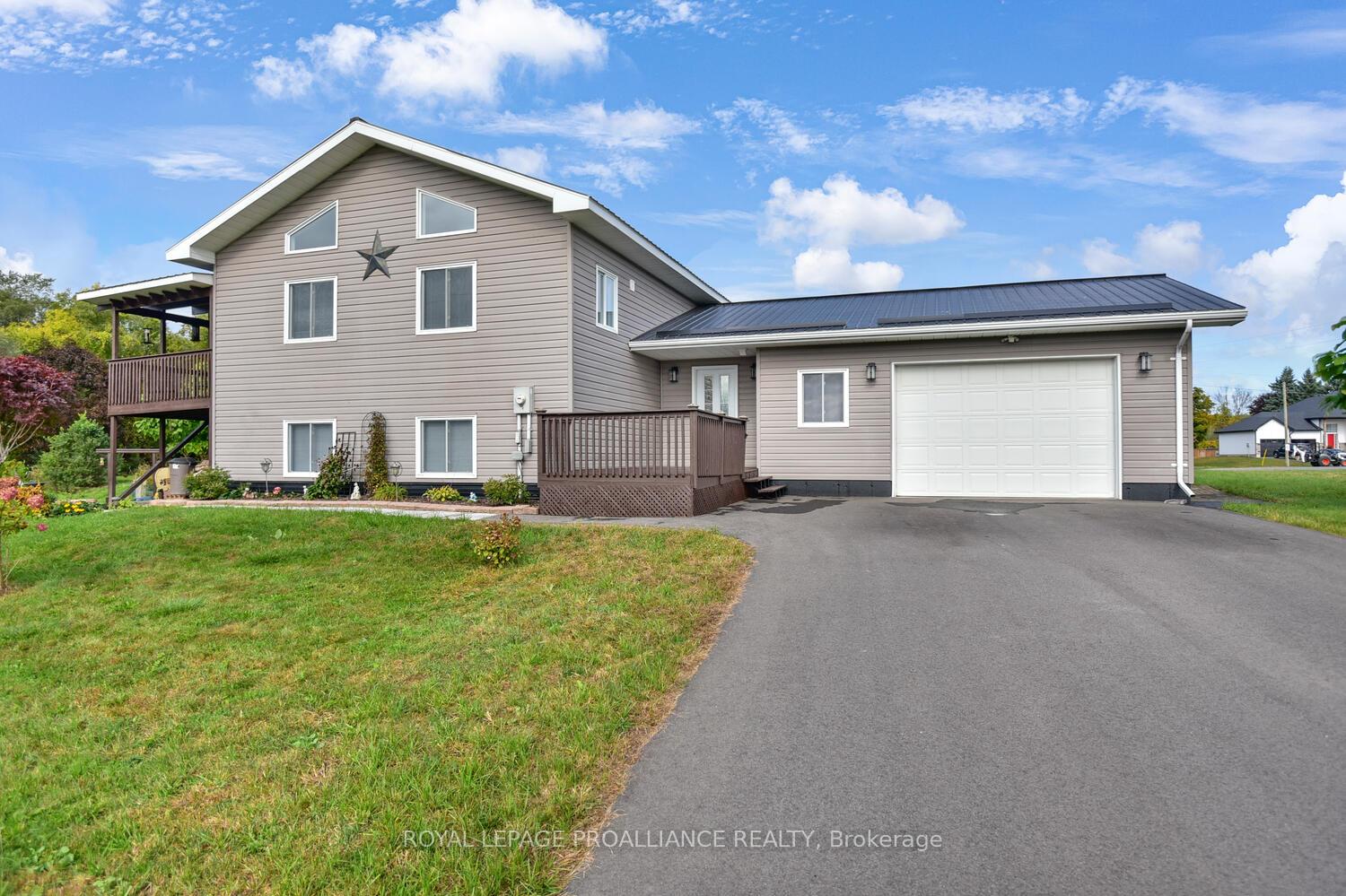 Front of 11 Judy Place