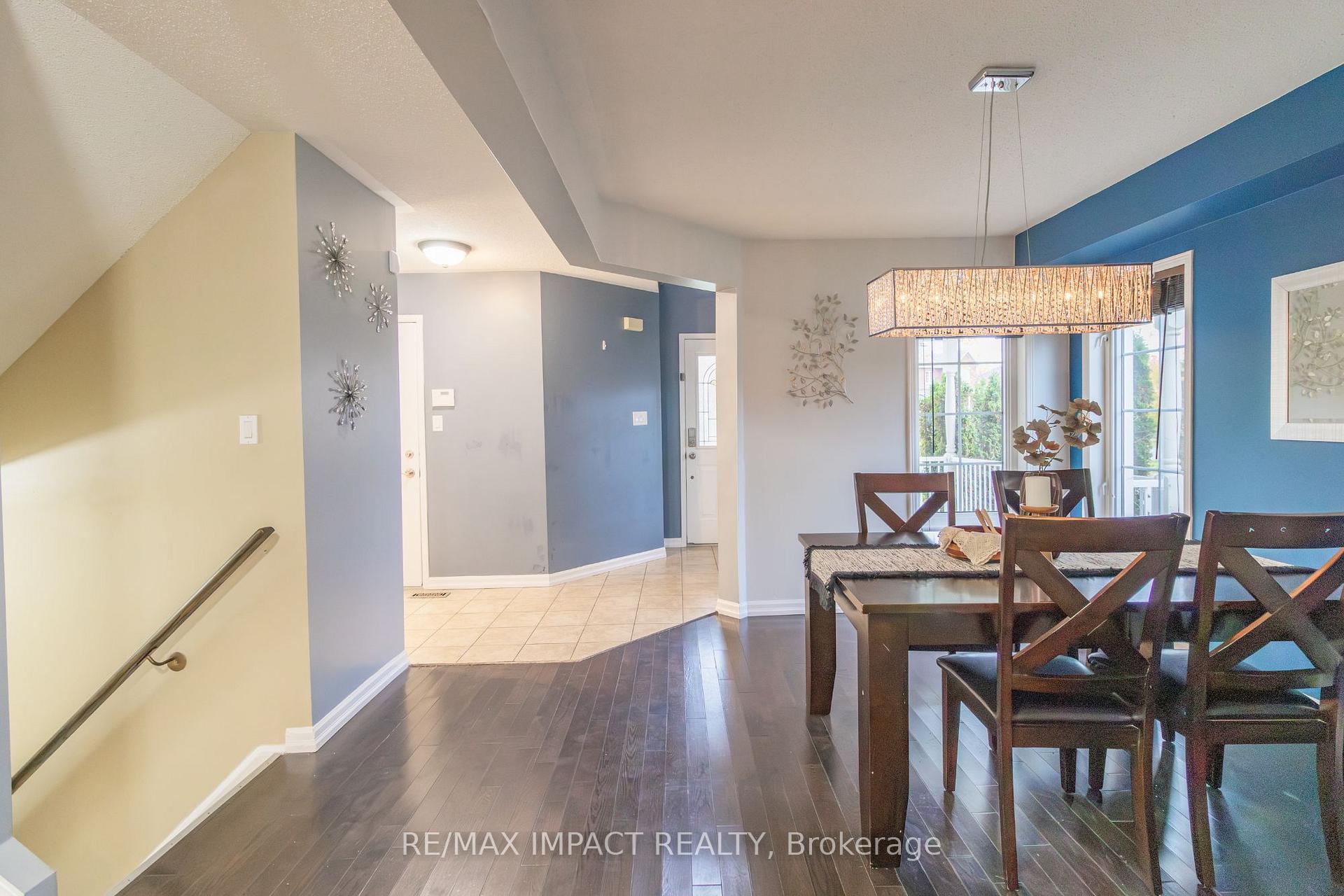 Photo 9 of 25 Bannister Street, Clarington, Bowmanville — HOMEH
