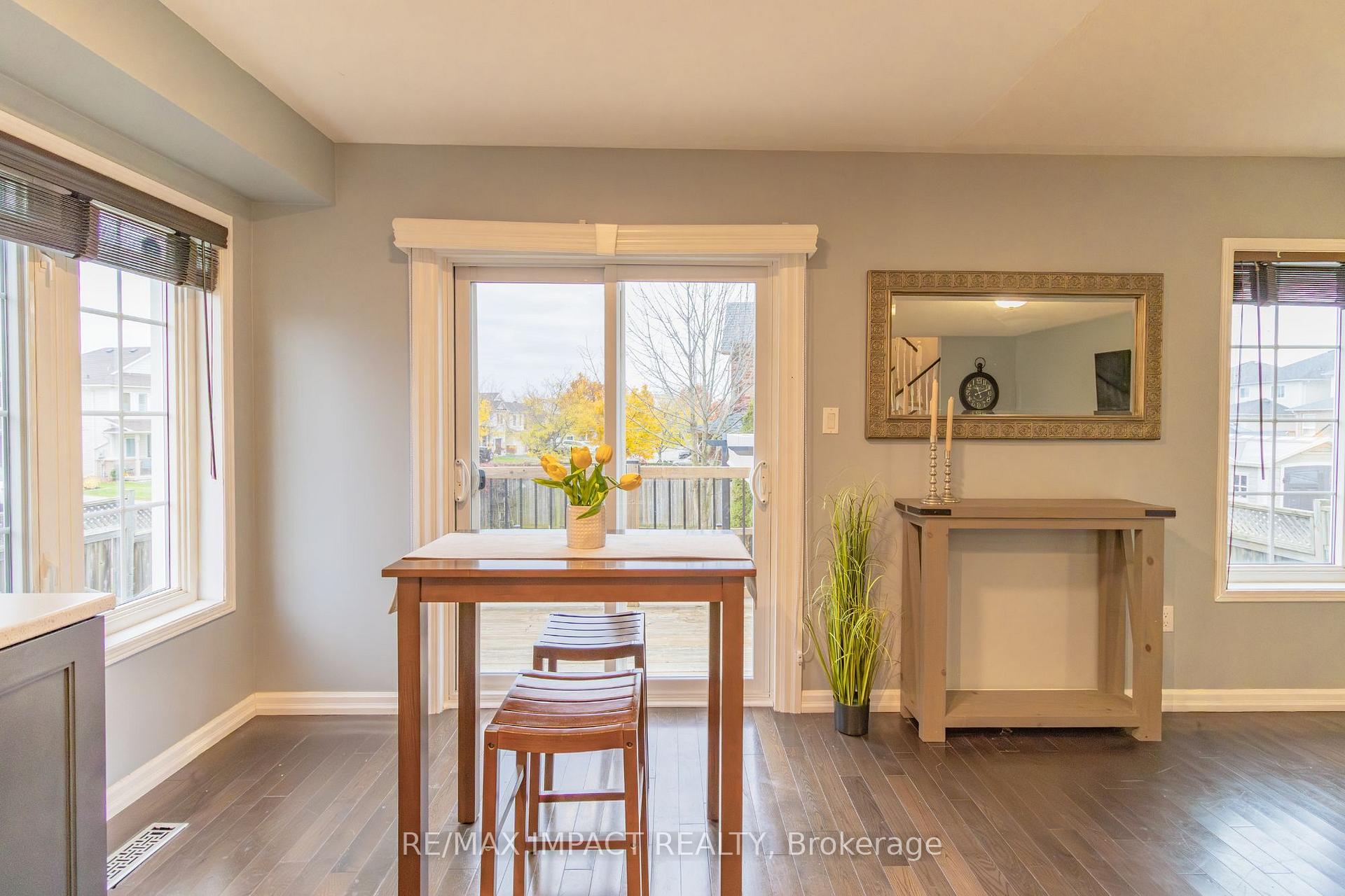 Photo 14 of 25 Bannister Street, Clarington, Bowmanville — HOMEH
