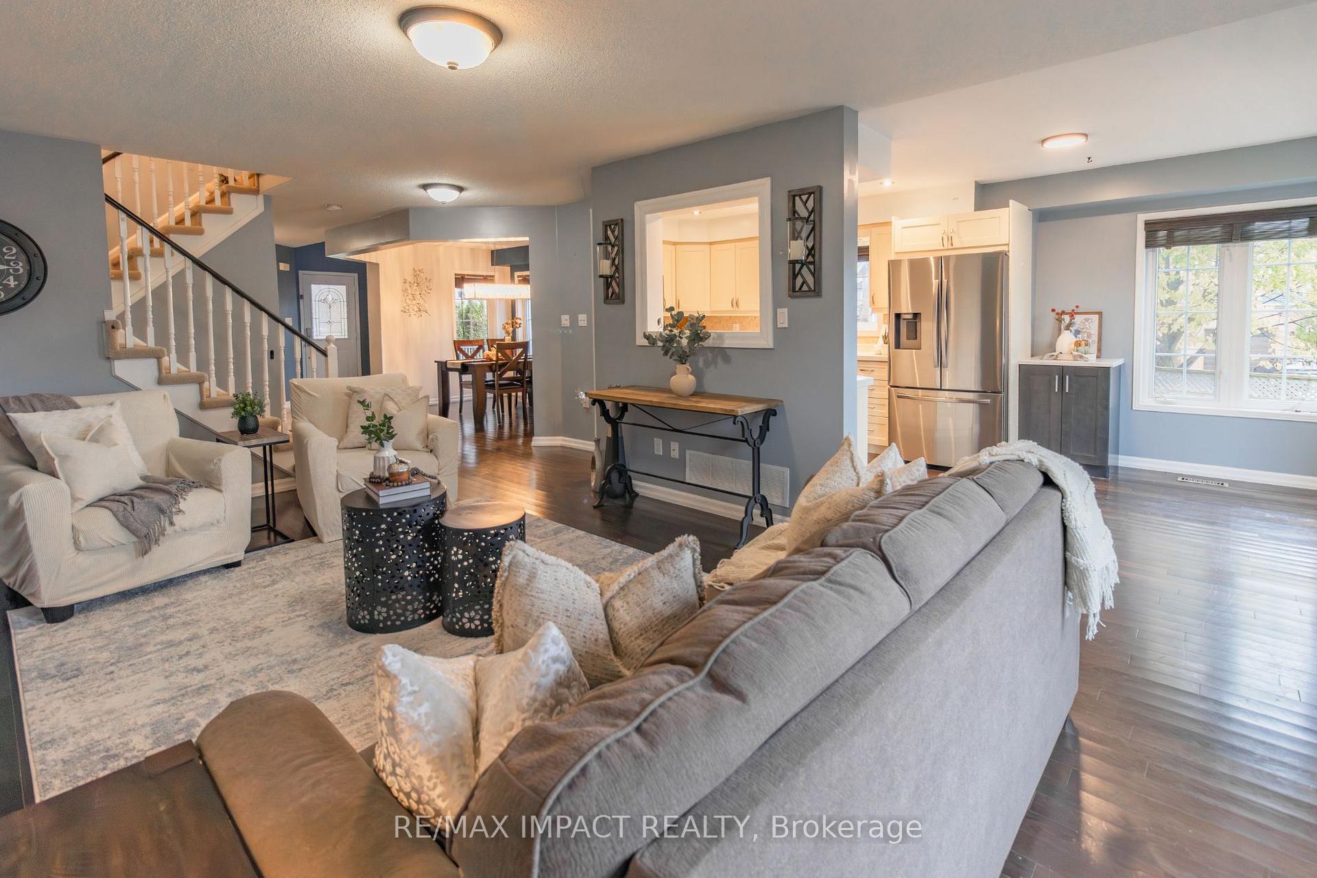 Photo 17 of 25 Bannister Street, Clarington, Bowmanville — HOMEH
