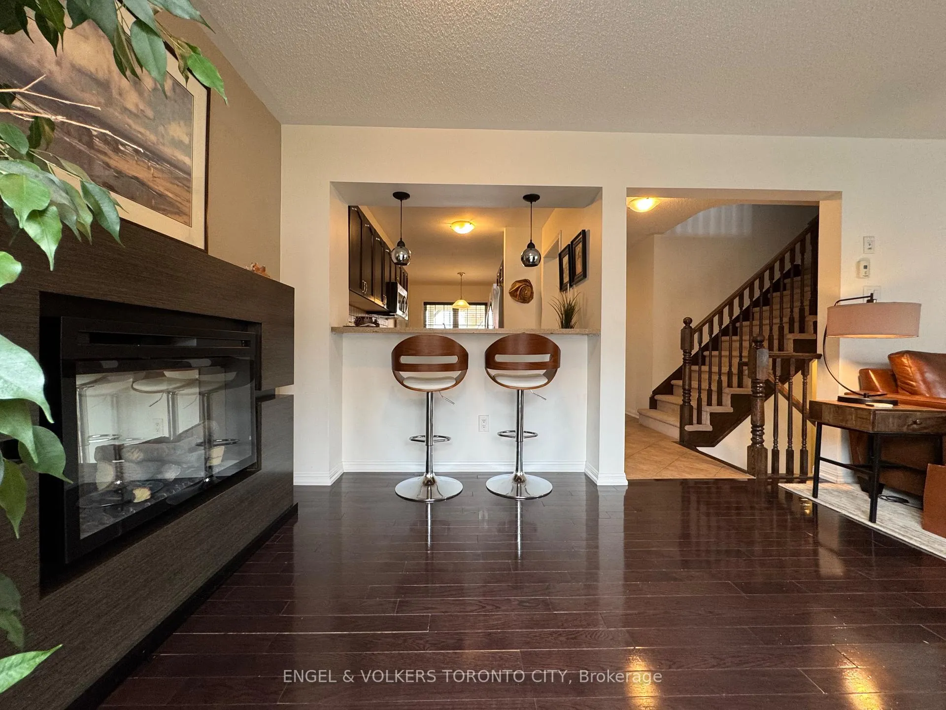 Photo 6 of 67 Gleave Terrace, Milton, Harrison — HOMEH