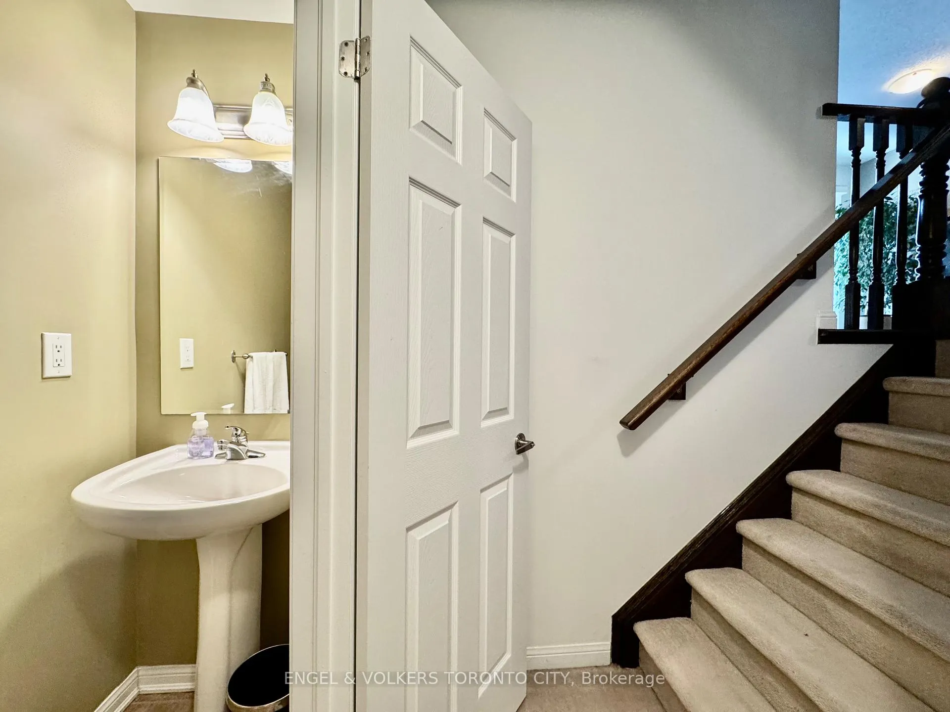 Photo 30 of 67 Gleave Terrace, Milton, Harrison — HOMEH