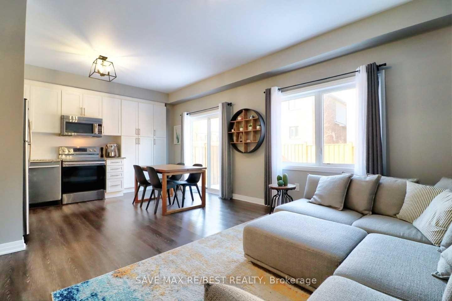 Photo 9 of 10 Bedford Estates Crescent, Barrie, Bayshore — HOMEH
