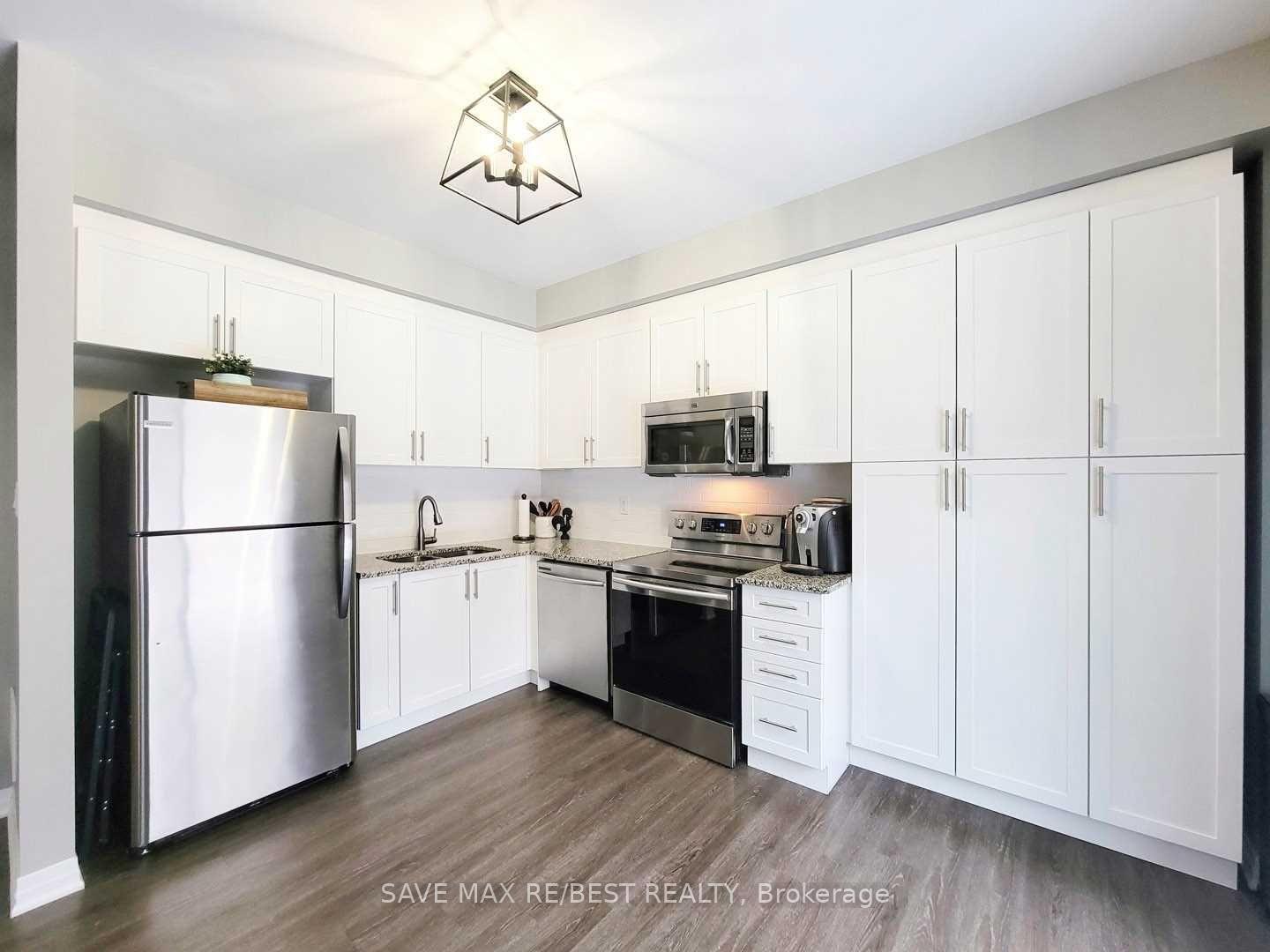 Photo 11 of 10 Bedford Estates Crescent, Barrie, Bayshore — HOMEH