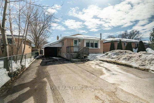 Photo 1 of 34 Bothwell Crescent, Barrie, Wellington — HOMEH