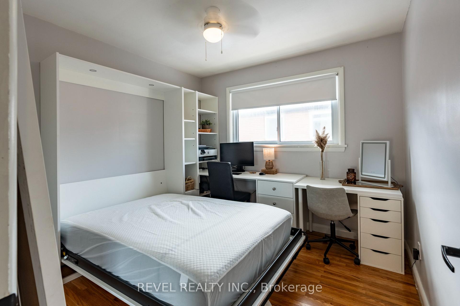 Photo 16 of 34 Bothwell Crescent, Barrie, Wellington — HOMEH