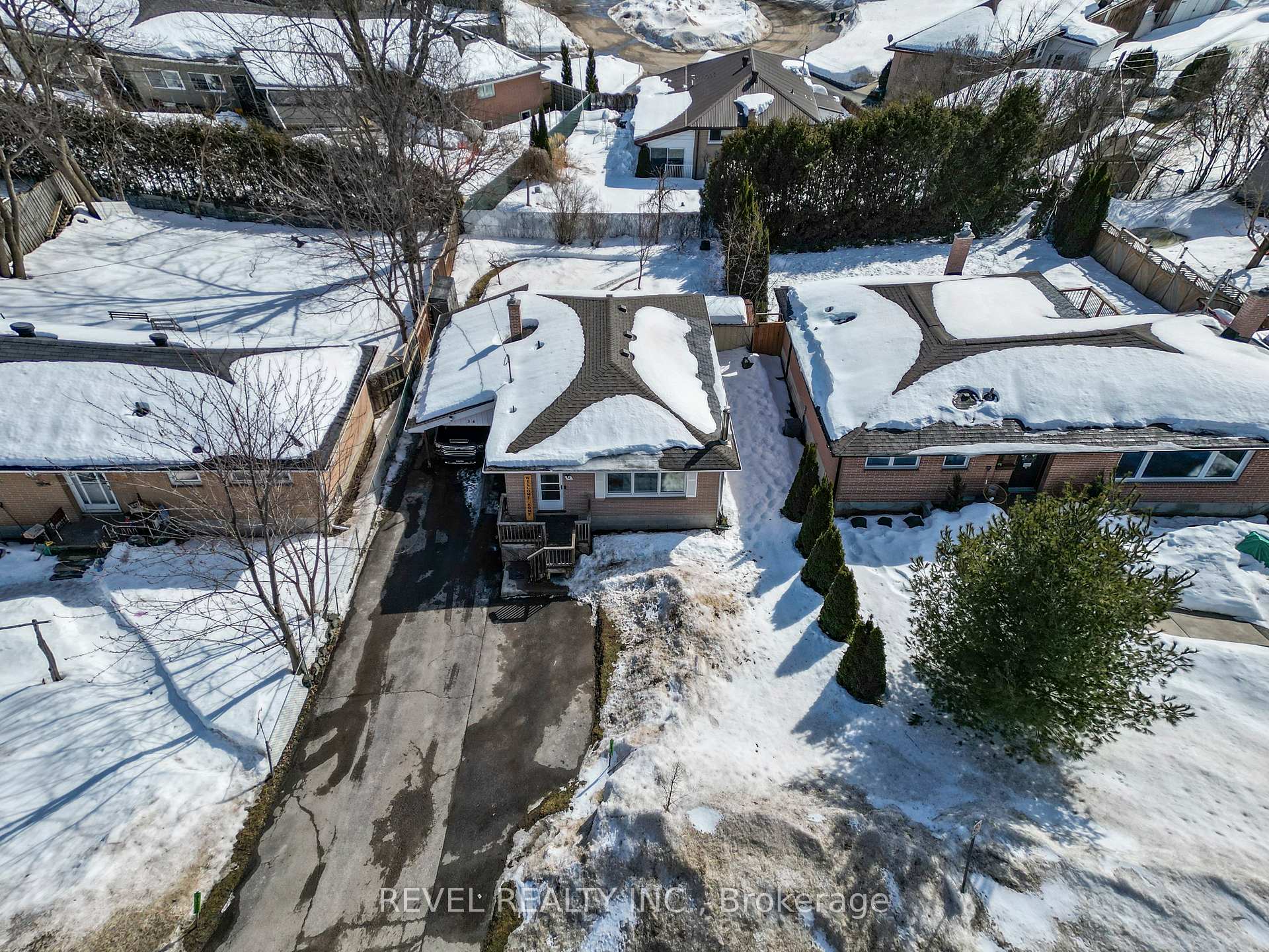 Photo 44 of 34 Bothwell Crescent, Barrie, Wellington — HOMEH