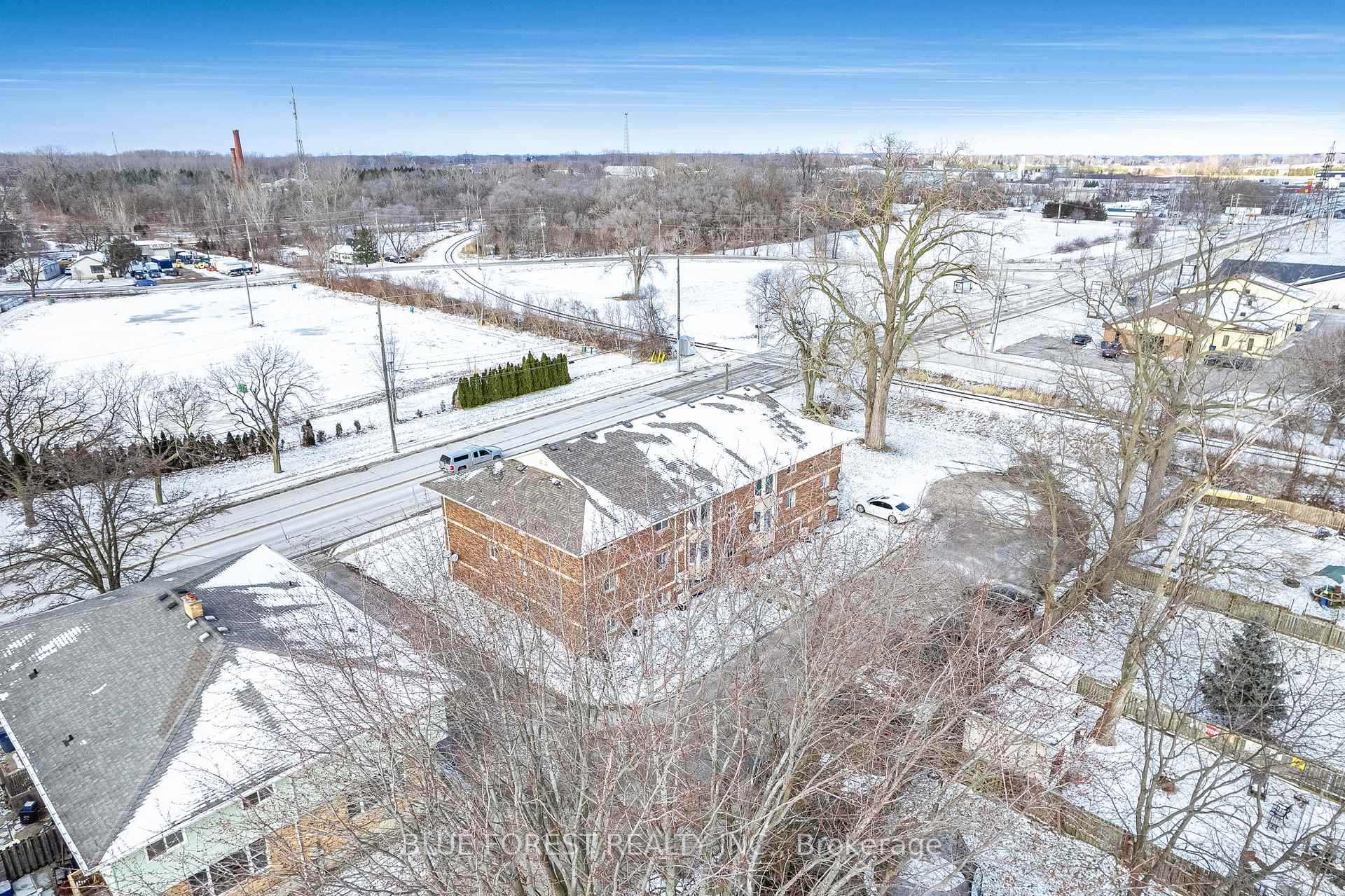 Photo 4 of 388 Park Avenue E, Chatham-Kent, Chatham — HOMEH