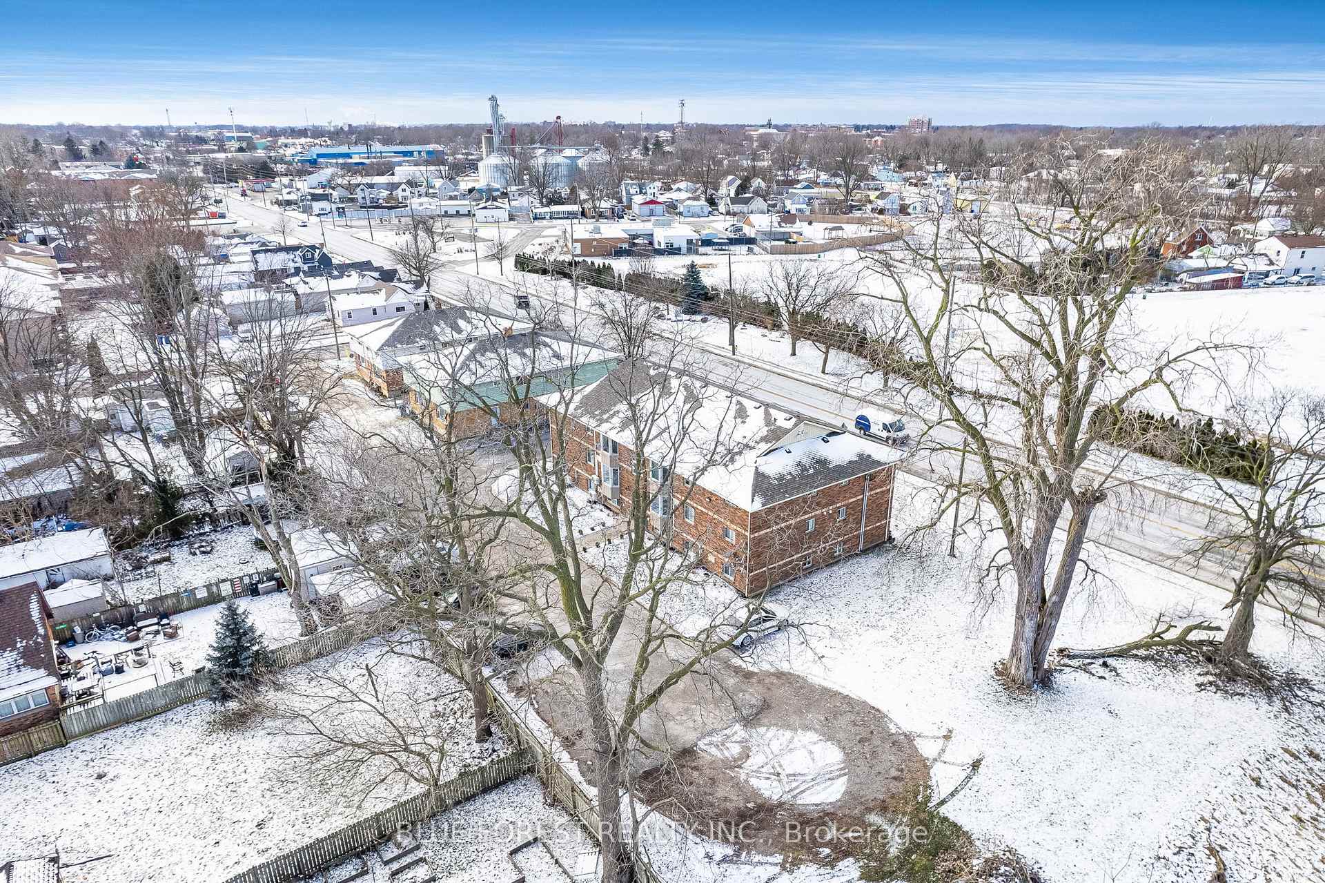 Photo 6 of 388 Park Avenue E, Chatham-Kent, Chatham — HOMEH