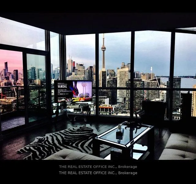 Photo 14 of Unit PH02, 219 Fort York Boulevard, Toronto, Niagara — HOMEH