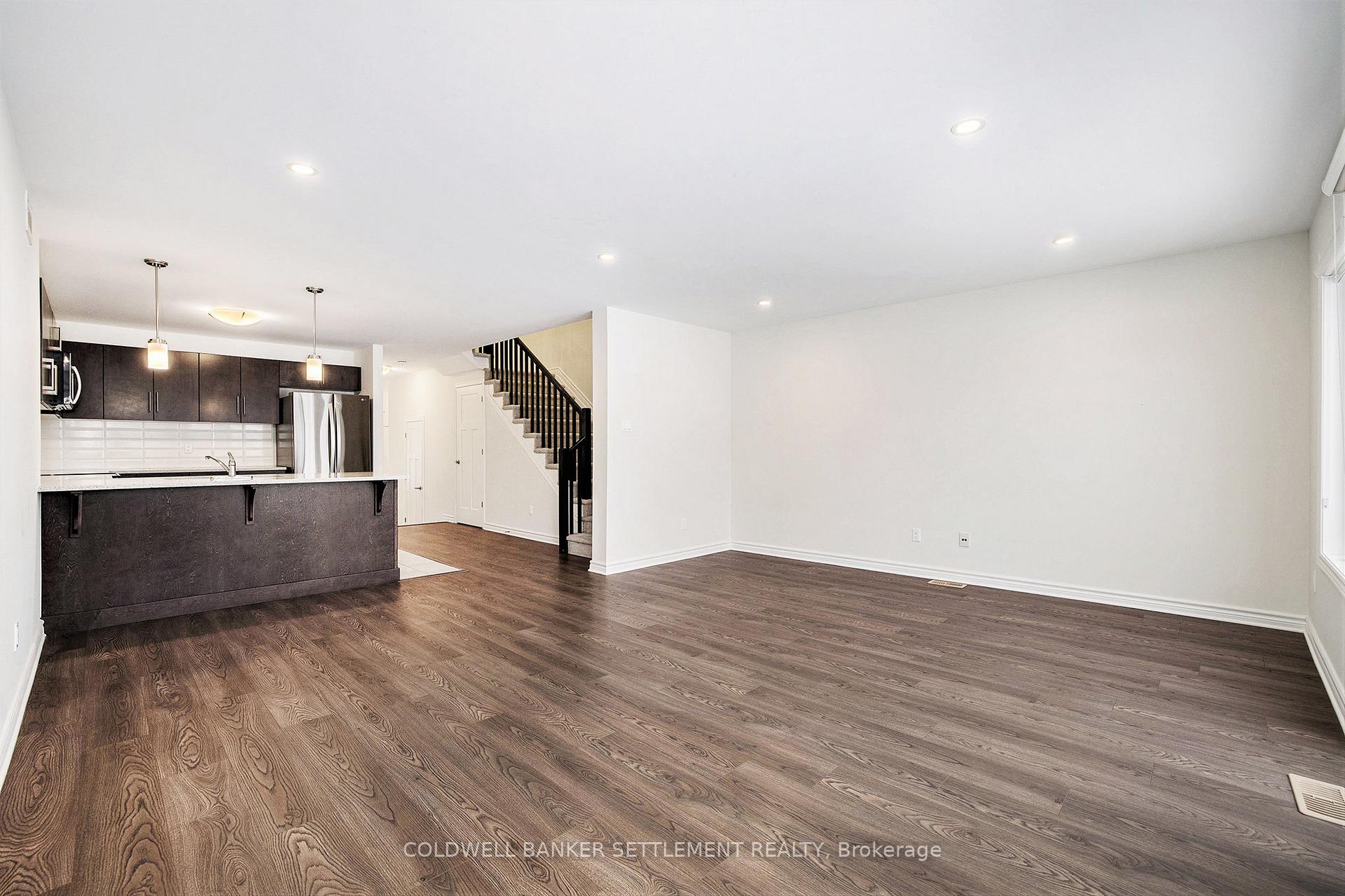 Photo 16 of 102 Dowdall Circle, Carleton Place — HOMEH