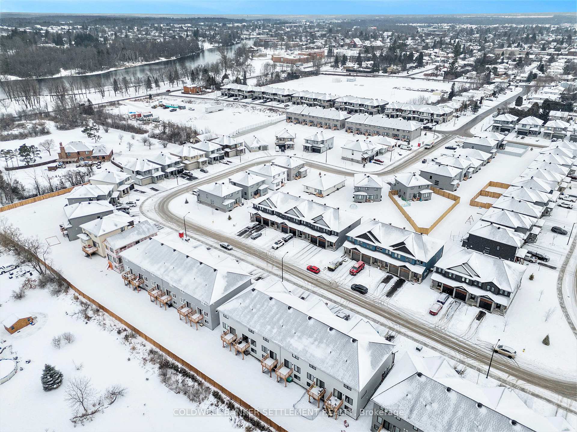 Photo 35 of 102 Dowdall Circle, Carleton Place — HOMEH