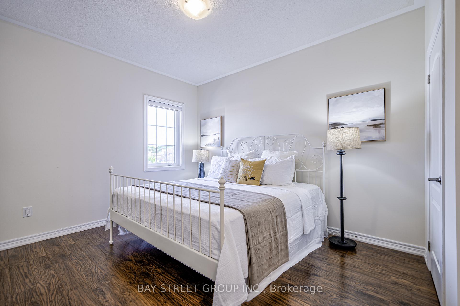 Photo 28 of 68 Homer Crescent, Aurora, Rural Aurora — HOMEH