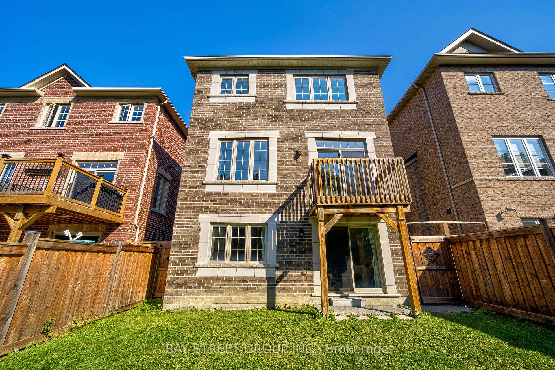 Photo 37 of 68 Homer Crescent, Aurora, Rural Aurora — HOMEH