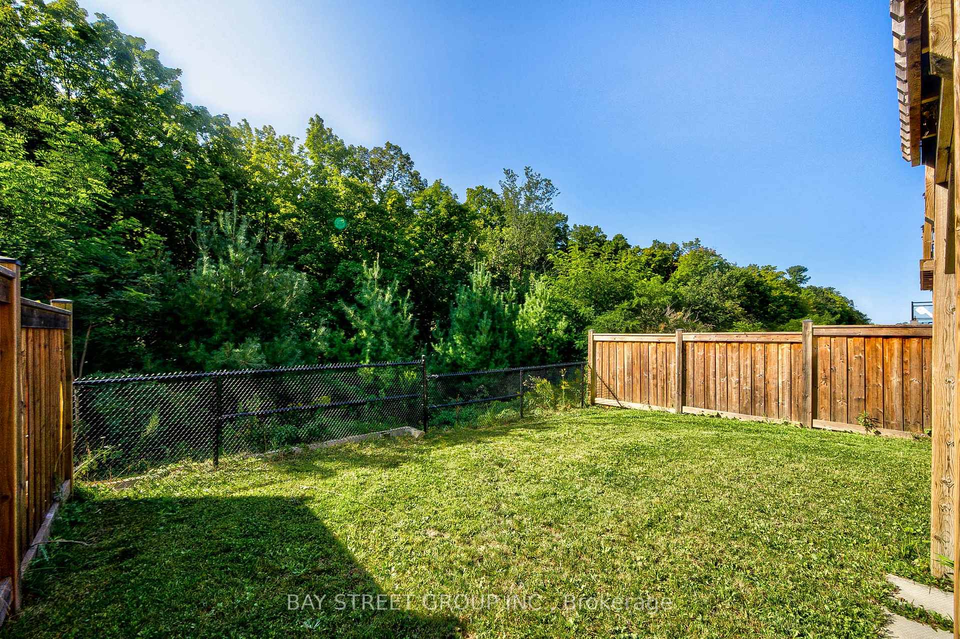 Photo 38 of 68 Homer Crescent, Aurora, Rural Aurora — HOMEH