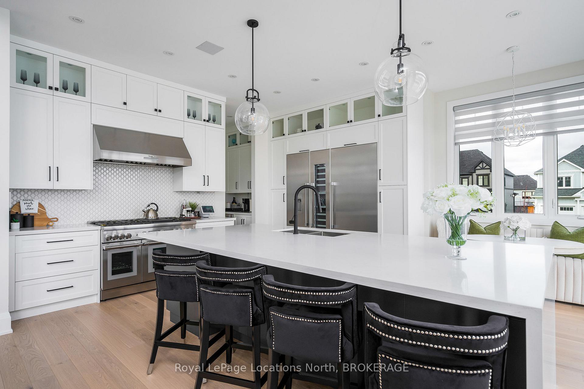Photo 2 of 103 Springside Crescent, Blue Mountains — HOMEH