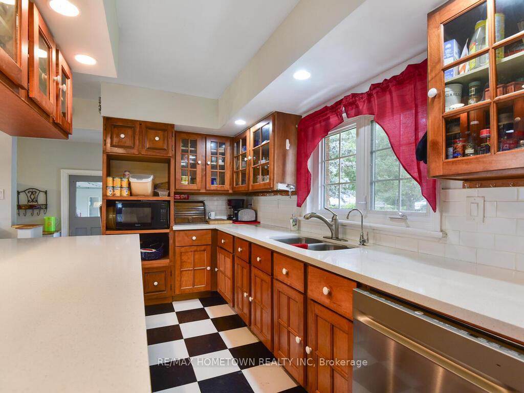 Photo 7 of 118 North Channel Road, Edwardsburgh/Cardinal, Edwardsburgh/Cardinal Twp — HOMEH