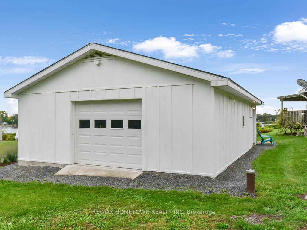 Photo 35 of 118 North Channel Road, Edwardsburgh/Cardinal, Edwardsburgh/Cardinal Twp — HOMEH