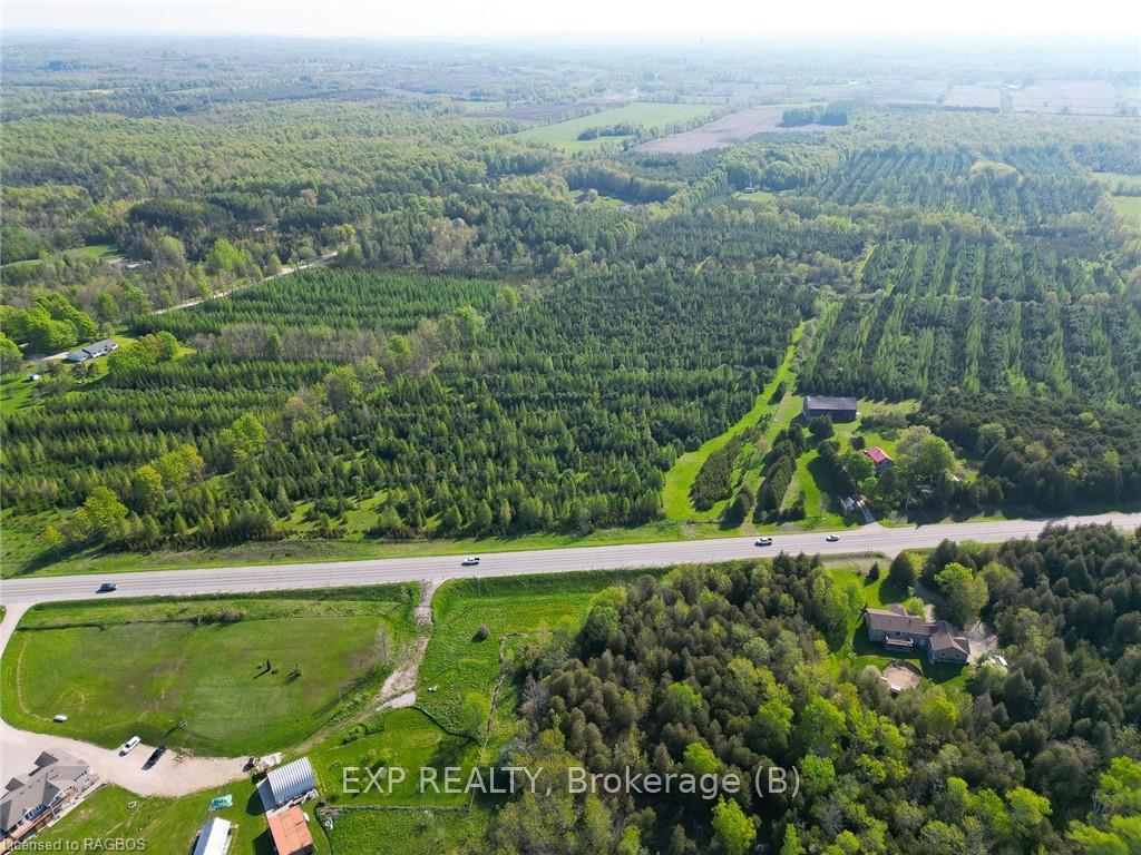 Photo 4 of 743100 Sideroad 10, Chatsworth — HOMEH