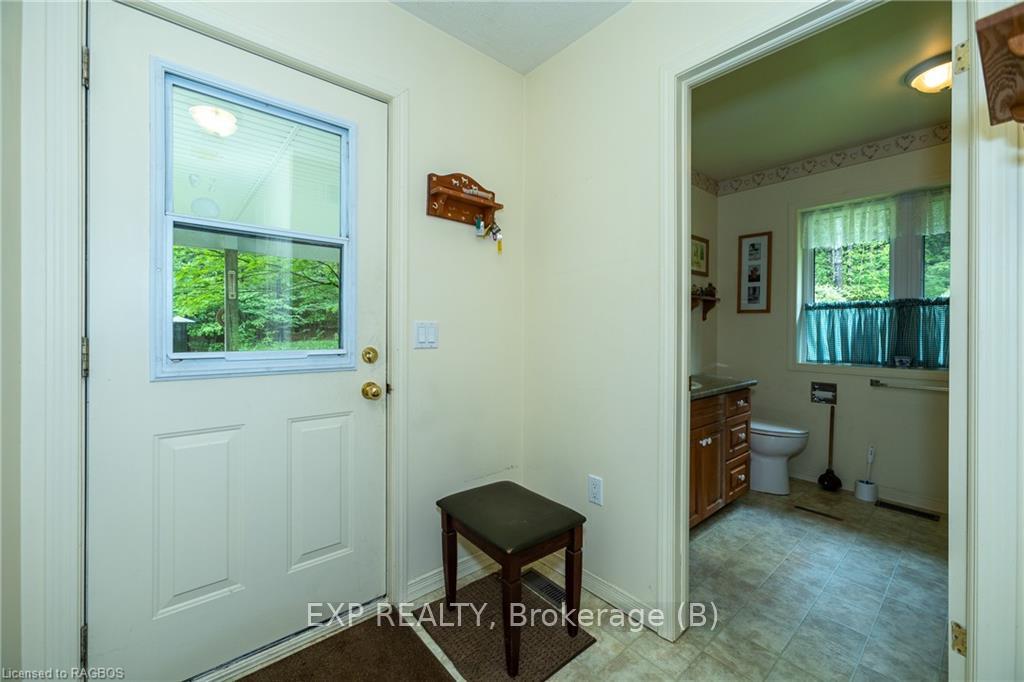 Photo 14 of 743100 Sideroad 10, Chatsworth — HOMEH