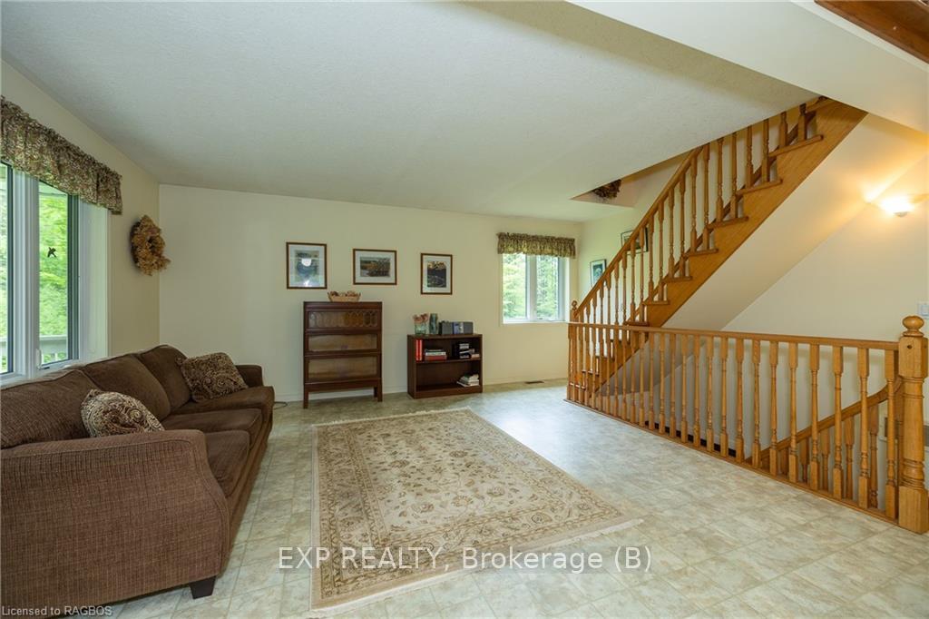 Photo 22 of 743100 Sideroad 10, Chatsworth — HOMEH