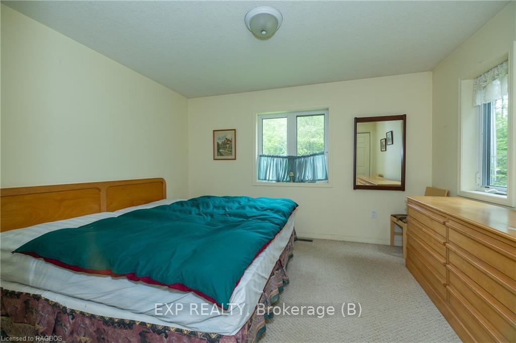 Photo 23 of 743100 Sideroad 10, Chatsworth — HOMEH