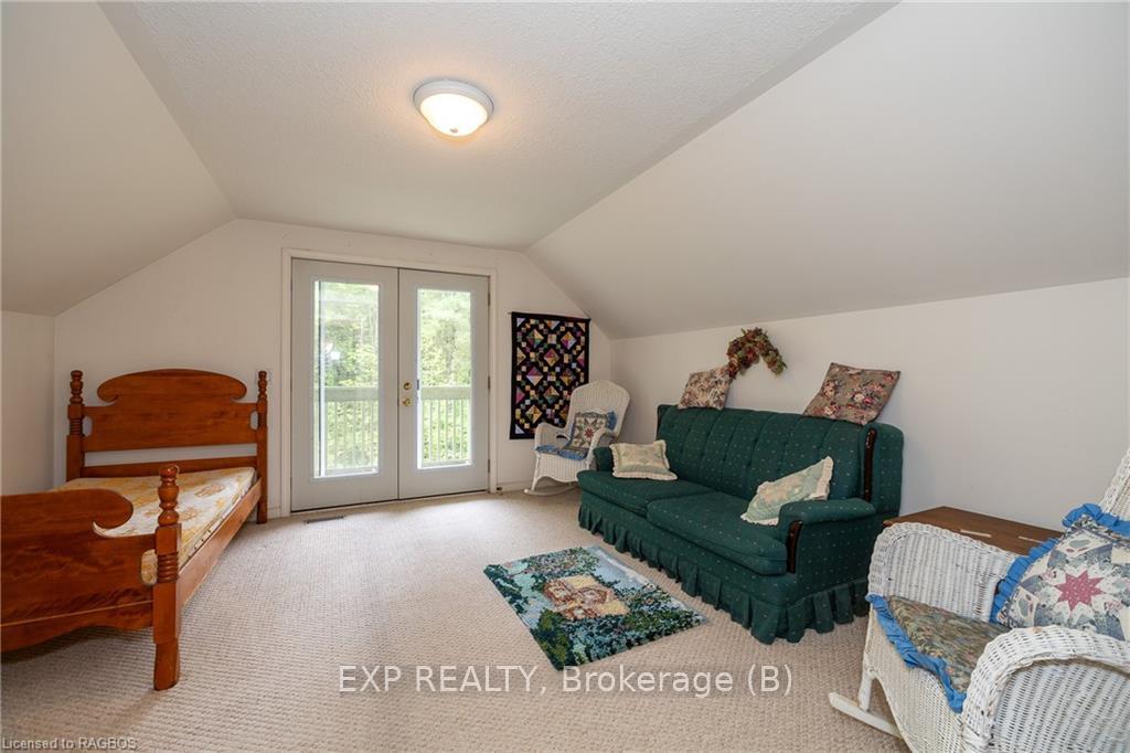 Photo 26 of 743100 Sideroad 10, Chatsworth — HOMEH