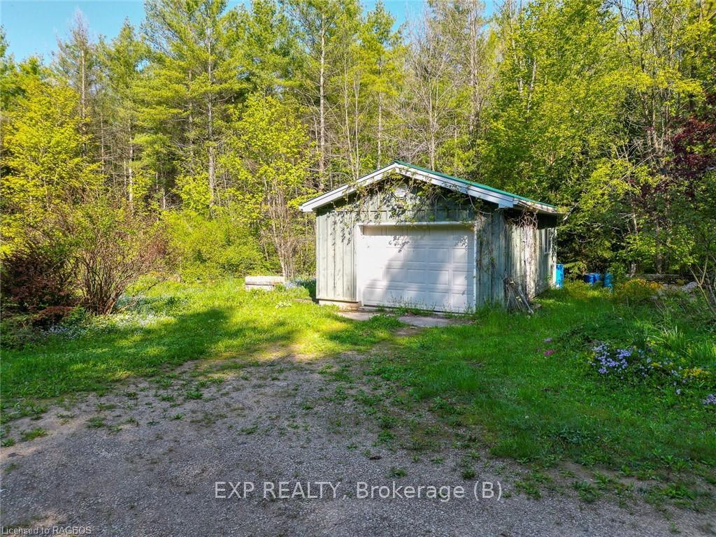 Photo 36 of 743100 Sideroad 10, Chatsworth — HOMEH