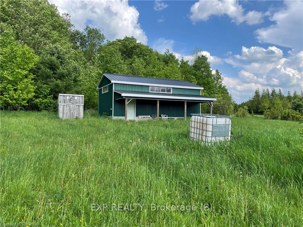 Photo 39 of 743100 Sideroad 10, Chatsworth — HOMEH