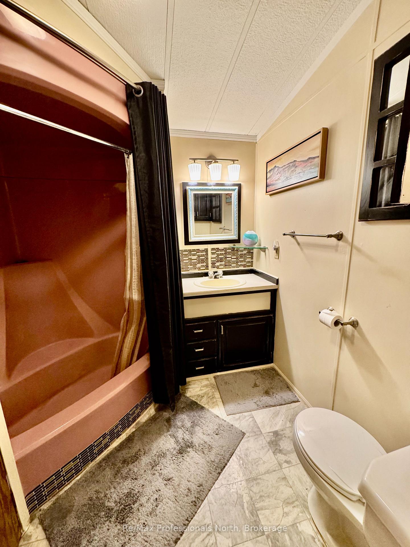 Photo 11 of Unit 116, 1007 Racoon Road, Gravenhurst, Morrison — HOMEH