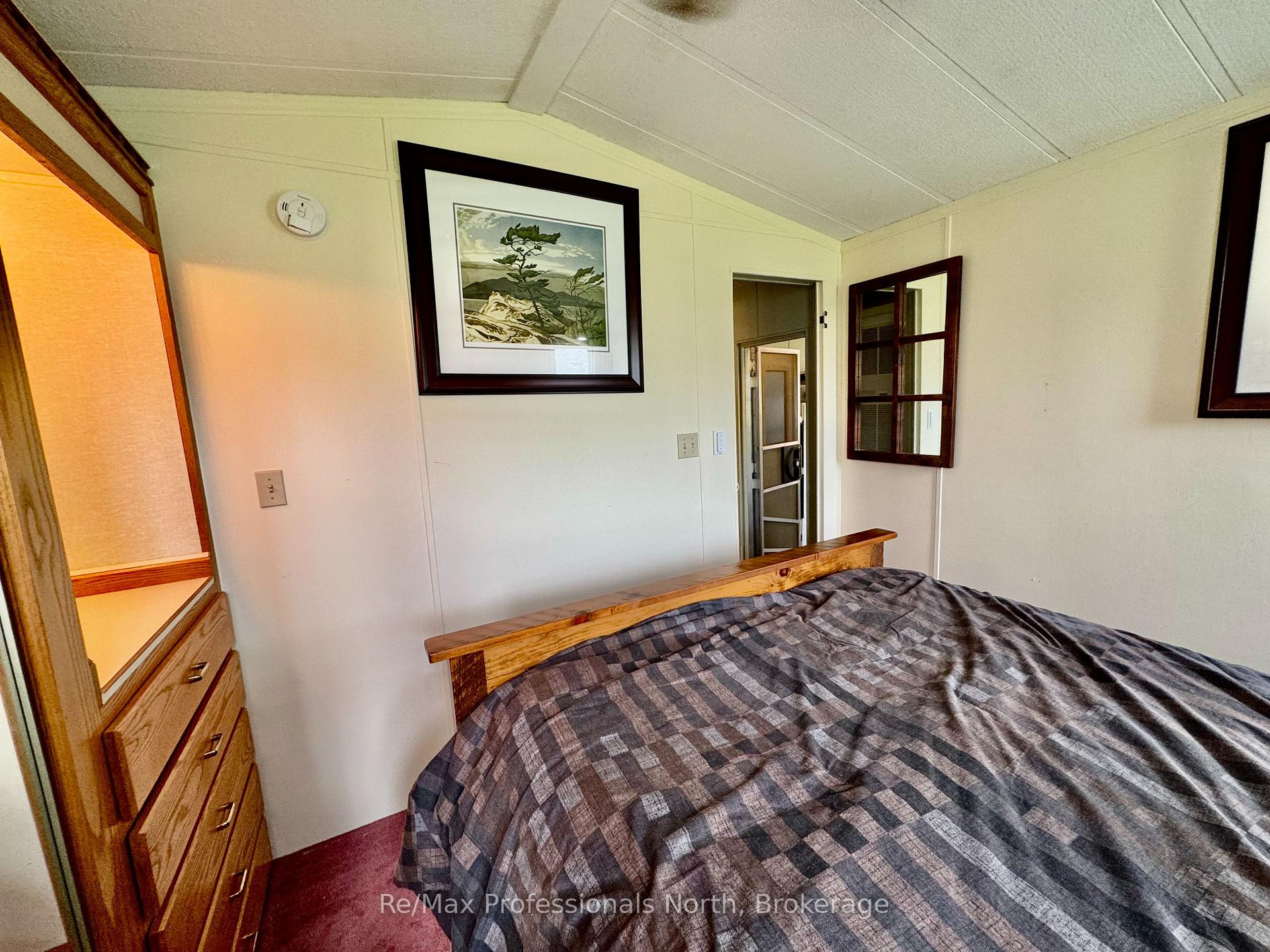 Photo 15 of Unit 116, 1007 Racoon Road, Gravenhurst, Morrison — HOMEH