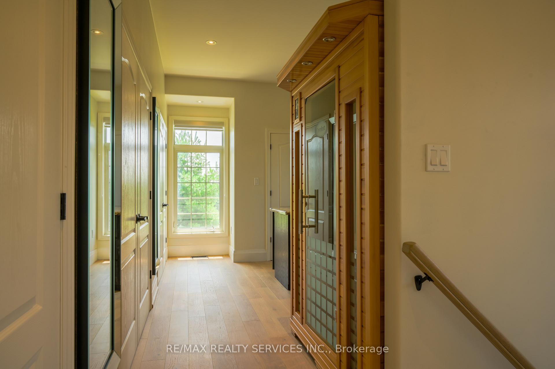 Photo 6 of 214&218 Maple Avenue S, Brant, Burford — HOMEH