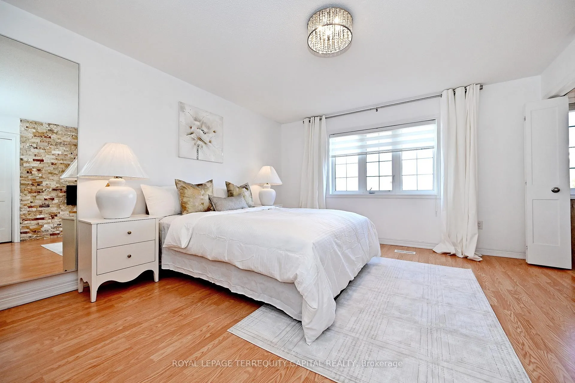 Photo 21 of 77 Benjamin Hood Crescent, Vaughan, Patterson — HOMEH