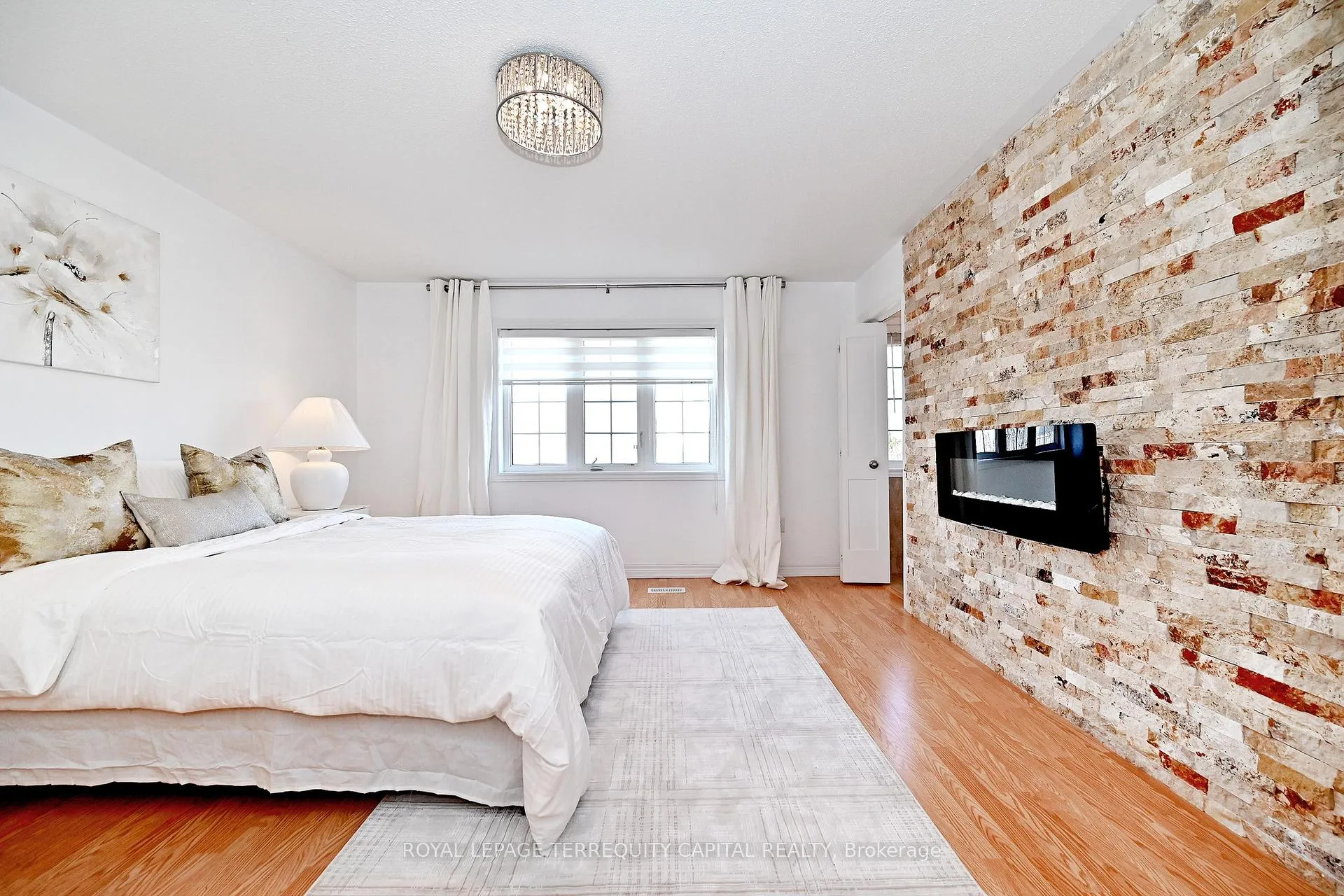 Photo 22 of 77 Benjamin Hood Crescent, Vaughan, Patterson — HOMEH