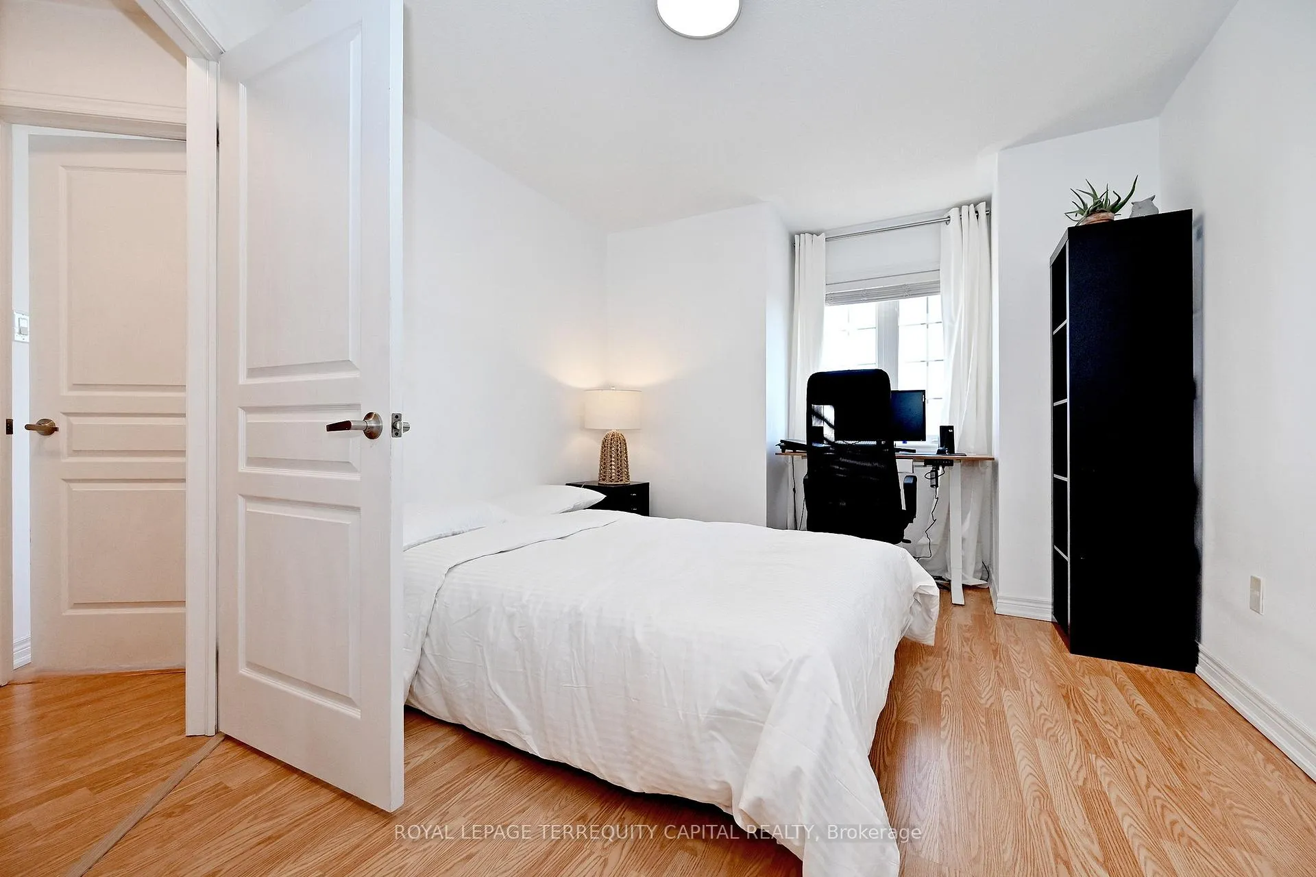 Photo 29 of 77 Benjamin Hood Crescent, Vaughan, Patterson — HOMEH