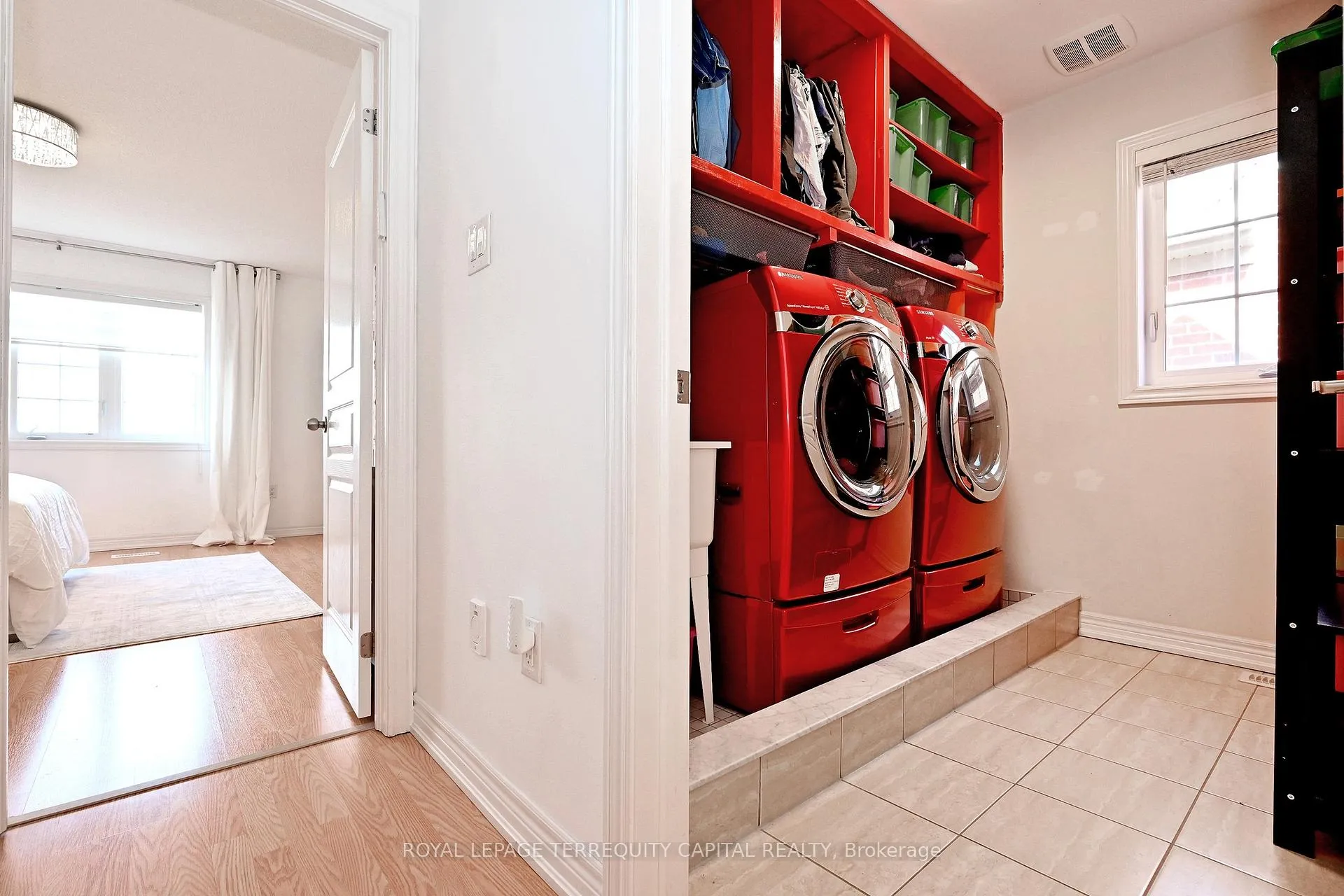 Photo 31 of 77 Benjamin Hood Crescent, Vaughan, Patterson — HOMEH