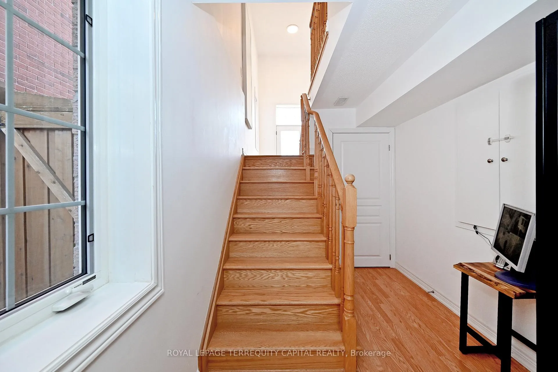 Photo 32 of 77 Benjamin Hood Crescent, Vaughan, Patterson — HOMEH