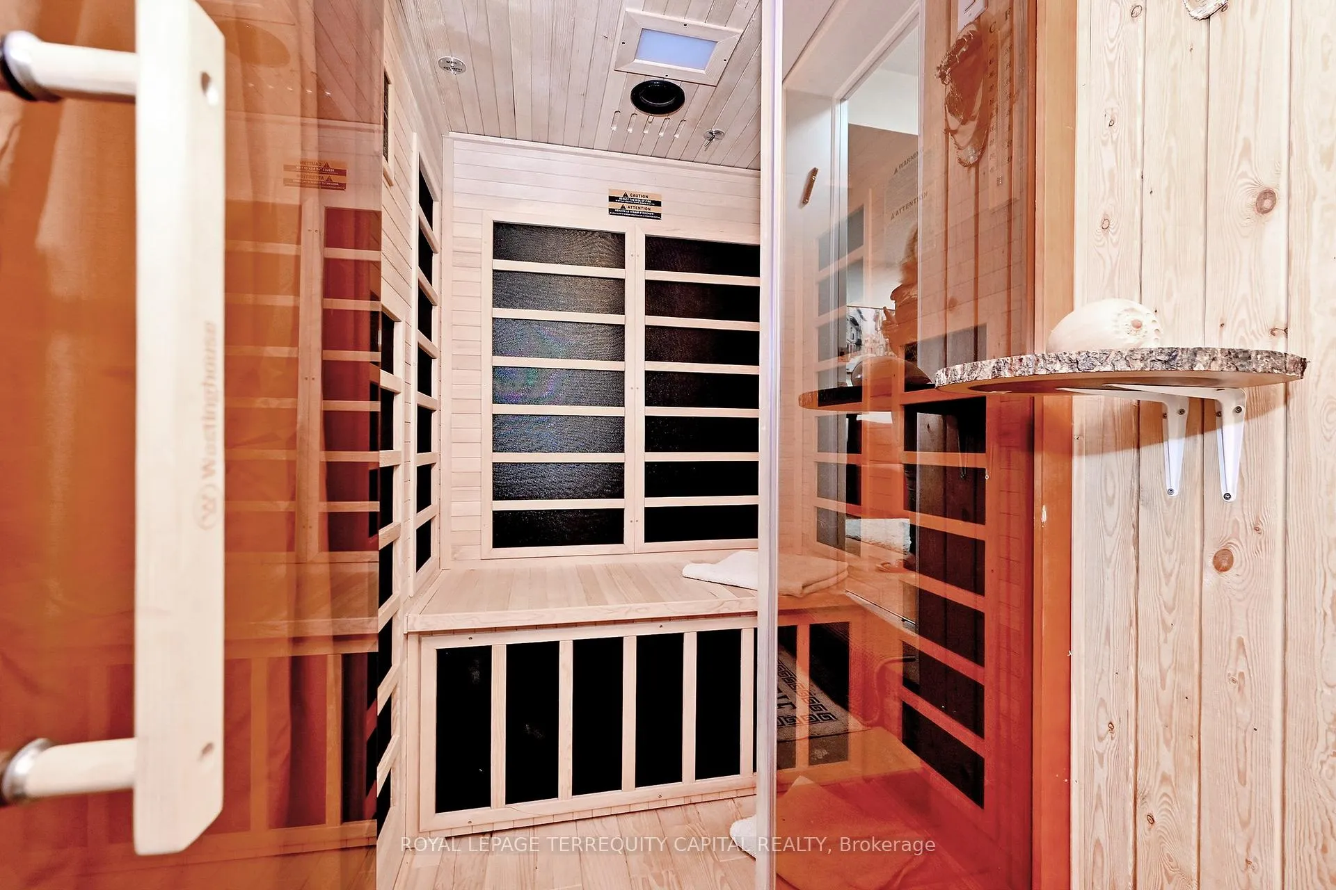 Photo 36 of 77 Benjamin Hood Crescent, Vaughan, Patterson — HOMEH