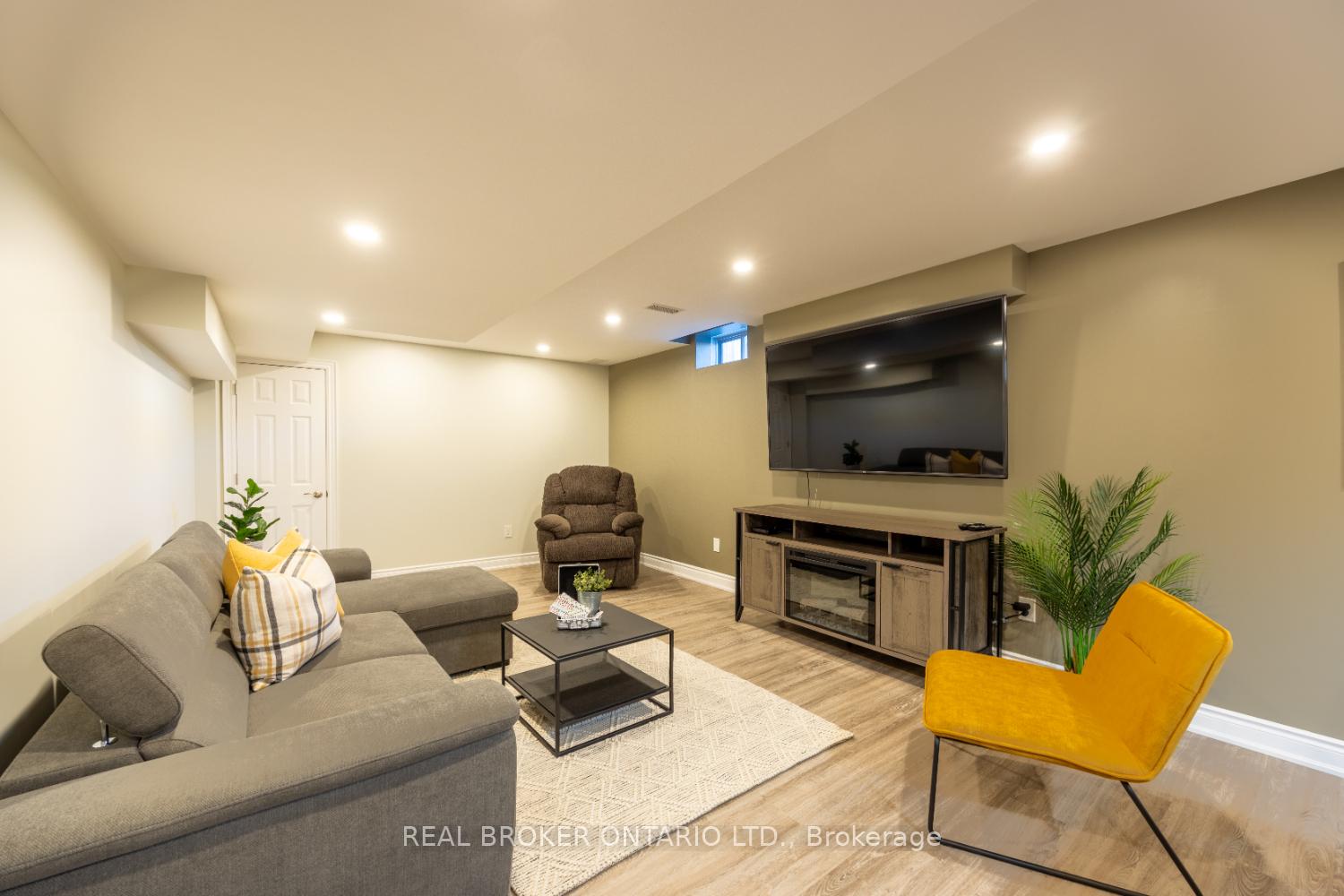 Photo 20 of 3 Melrose Drive, Cavan Monaghan, Cavan Twp — HOMEH