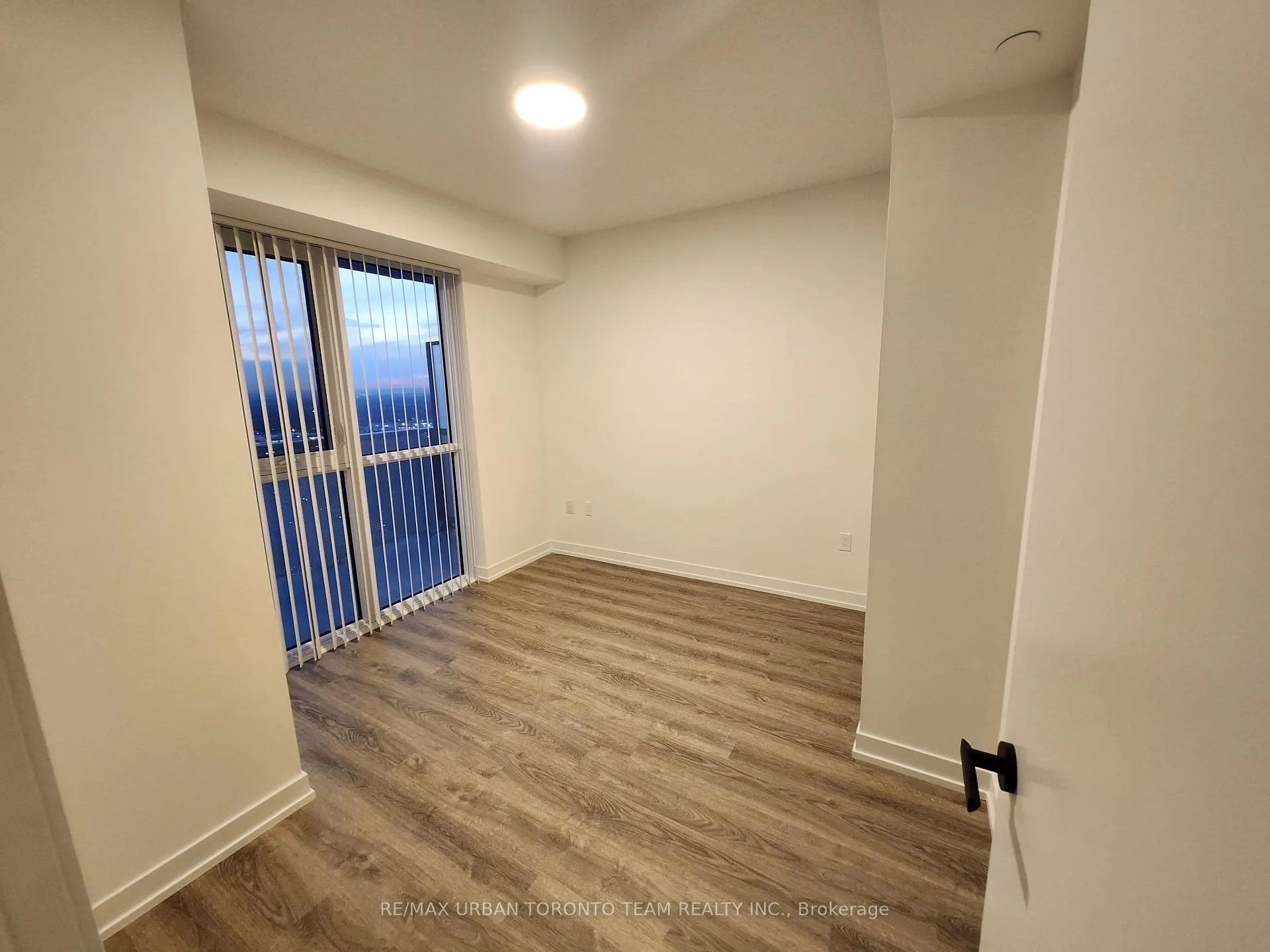 Photo 6 of Unit 3108, 195 Commerce Street, Vaughan, Vaughan Corporate Centre — HOMEH