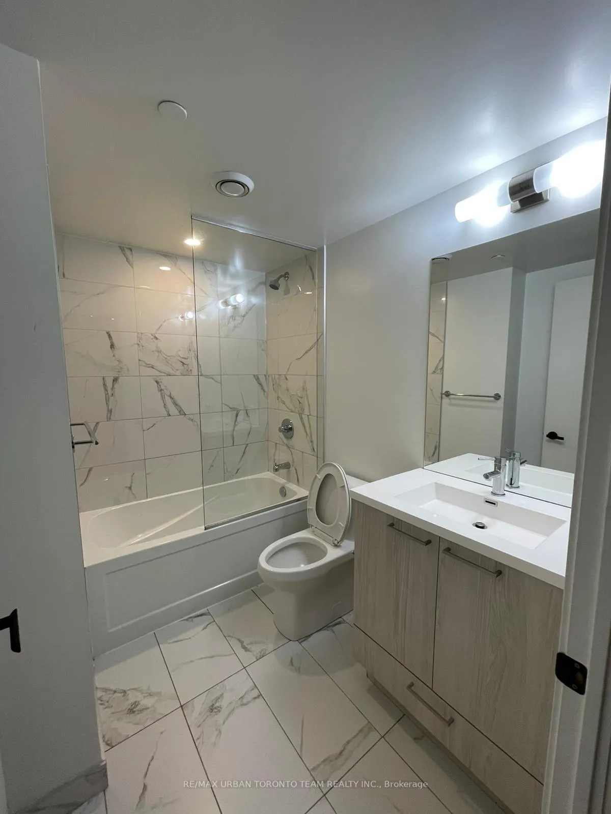 Photo 7 of Unit 3108, 195 Commerce Street, Vaughan, Vaughan Corporate Centre — HOMEH