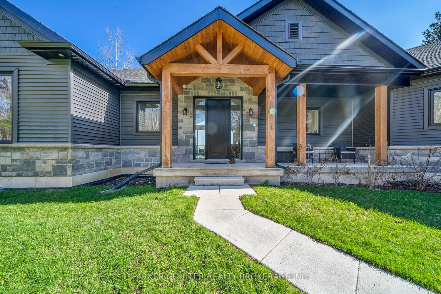 Photo 7 of 3091 Centre Line Road, Clearview, Rural Clearview — HOMEH